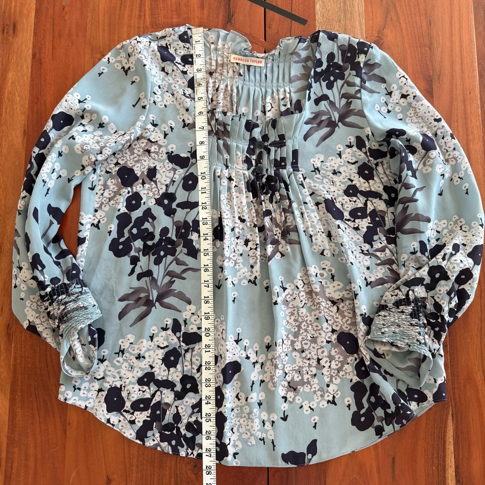 Rebecca Taylor Floral Print Silk Blouse in Blue and White - Picture 6 of 7